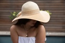 Damen Strohhut Sommerhut mit breiter ,gesteifter Krempe und schleifen band